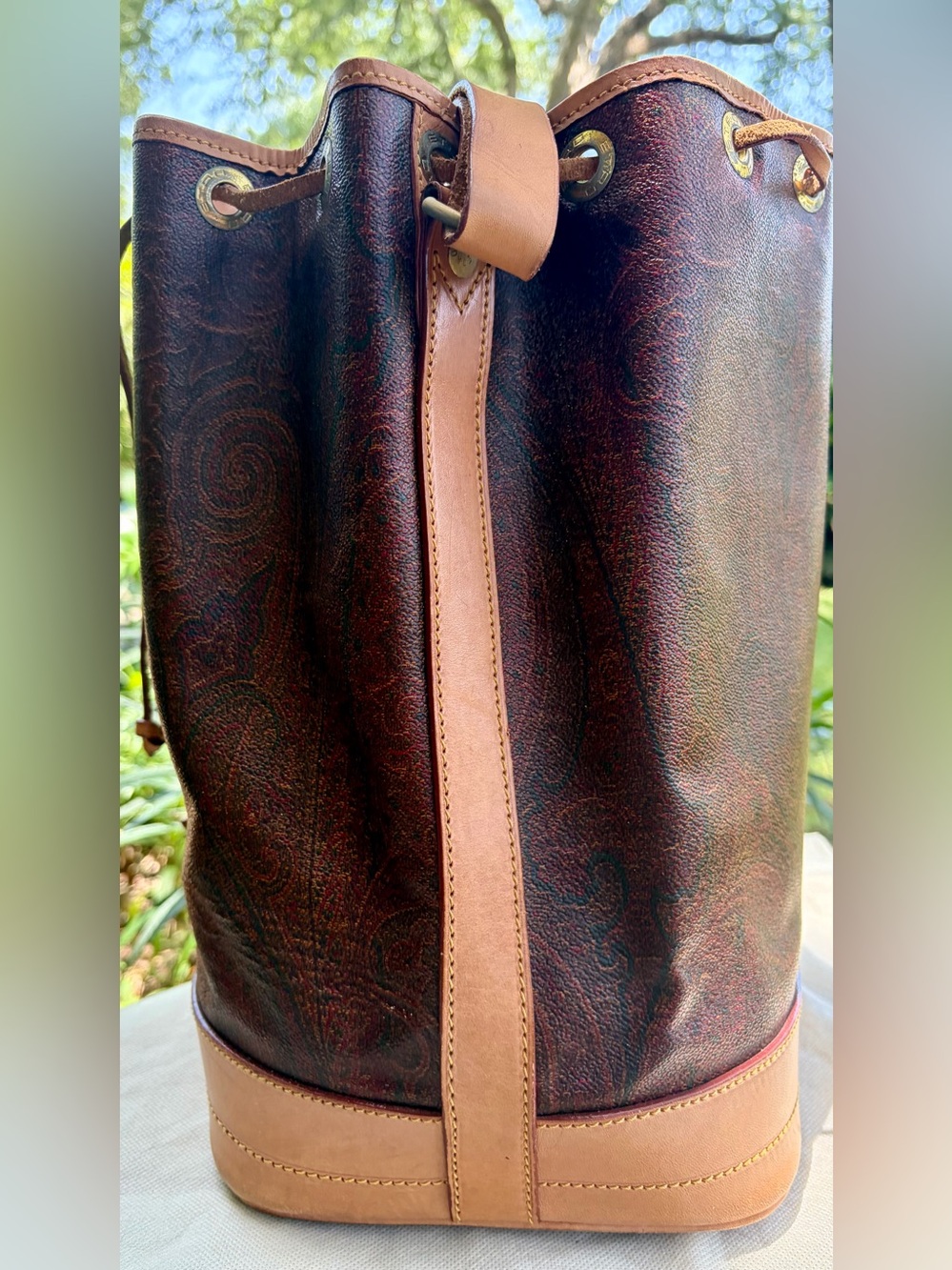 Vtg. ETRO MILANO RED PAISLEY Coated Canvas and Leather Adjustable Shoulder Bag - Picture 14 of 16